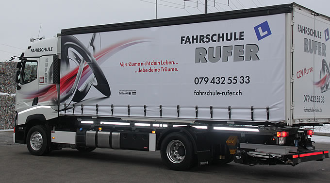 Lastwagen-Fahrstunden